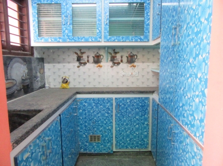 7) Li Id : 116 - Kitchen.JPG
